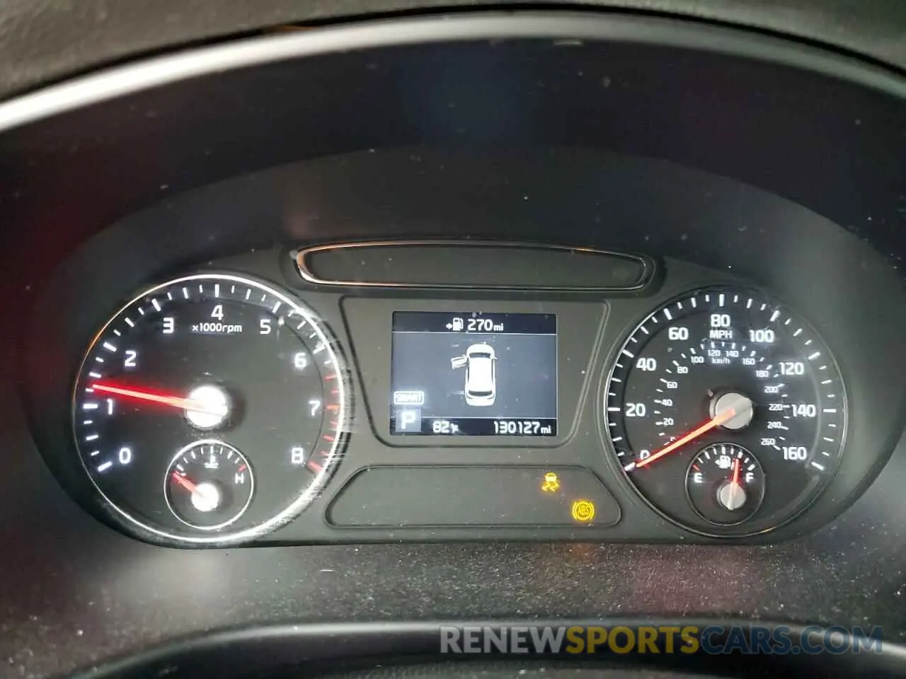 9 Photograph of a damaged car 5XYPG4A32KG510681 KIA SORENTO 2019