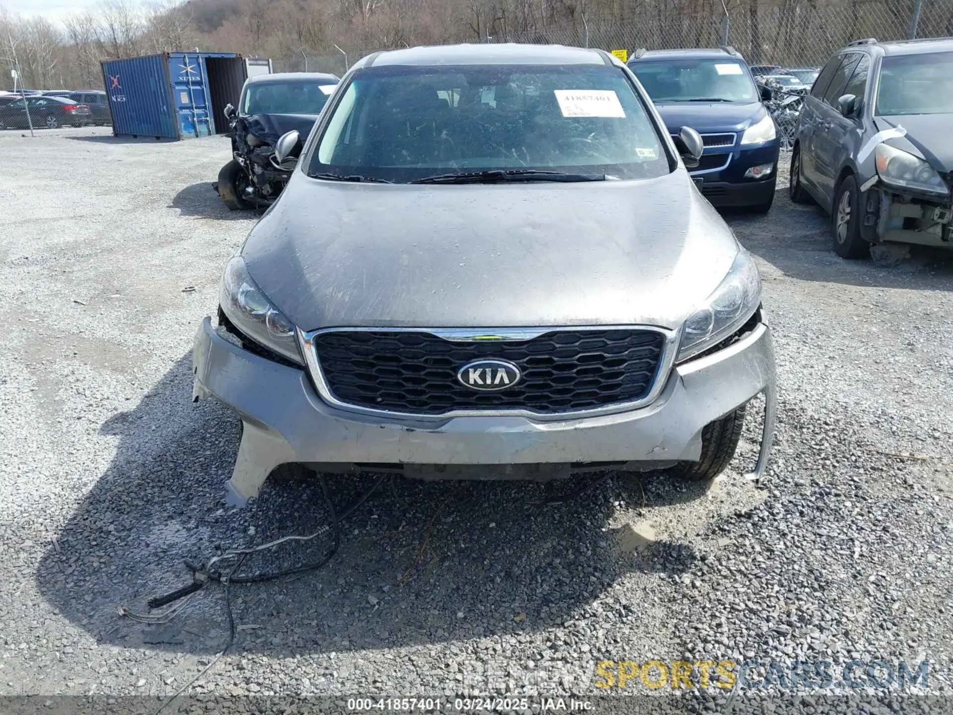 6 Photograph of a damaged car 5XYPG4A32KG512687 KIA SORENTO 2019