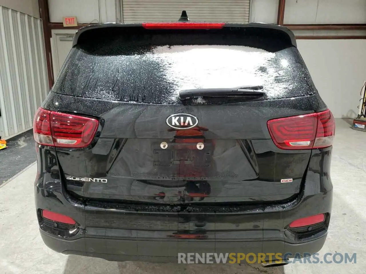 6 Photograph of a damaged car 5XYPG4A32KG526010 KIA SORENTO 2019