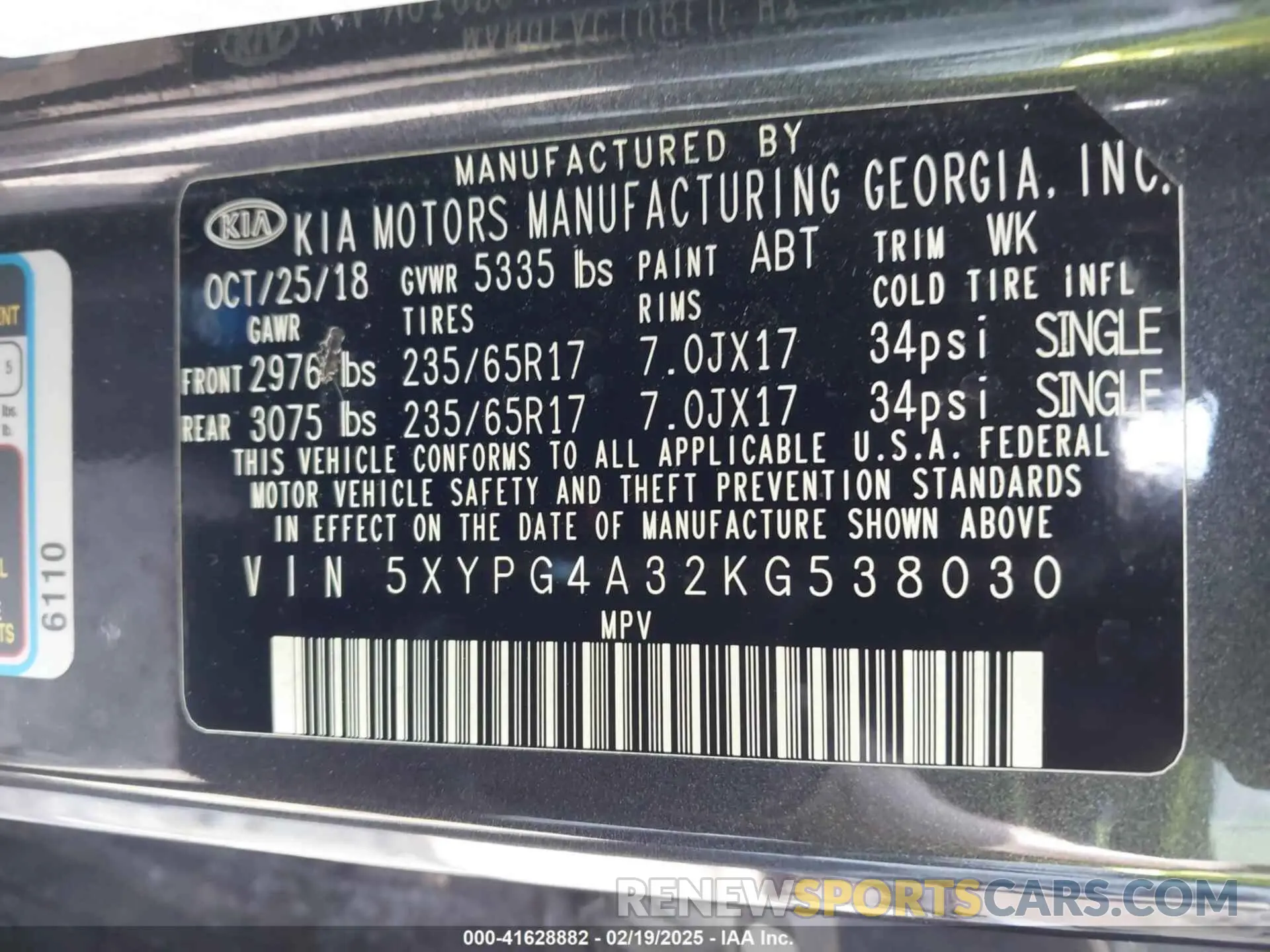 9 Photograph of a damaged car 5XYPG4A32KG538030 KIA SORENTO 2019