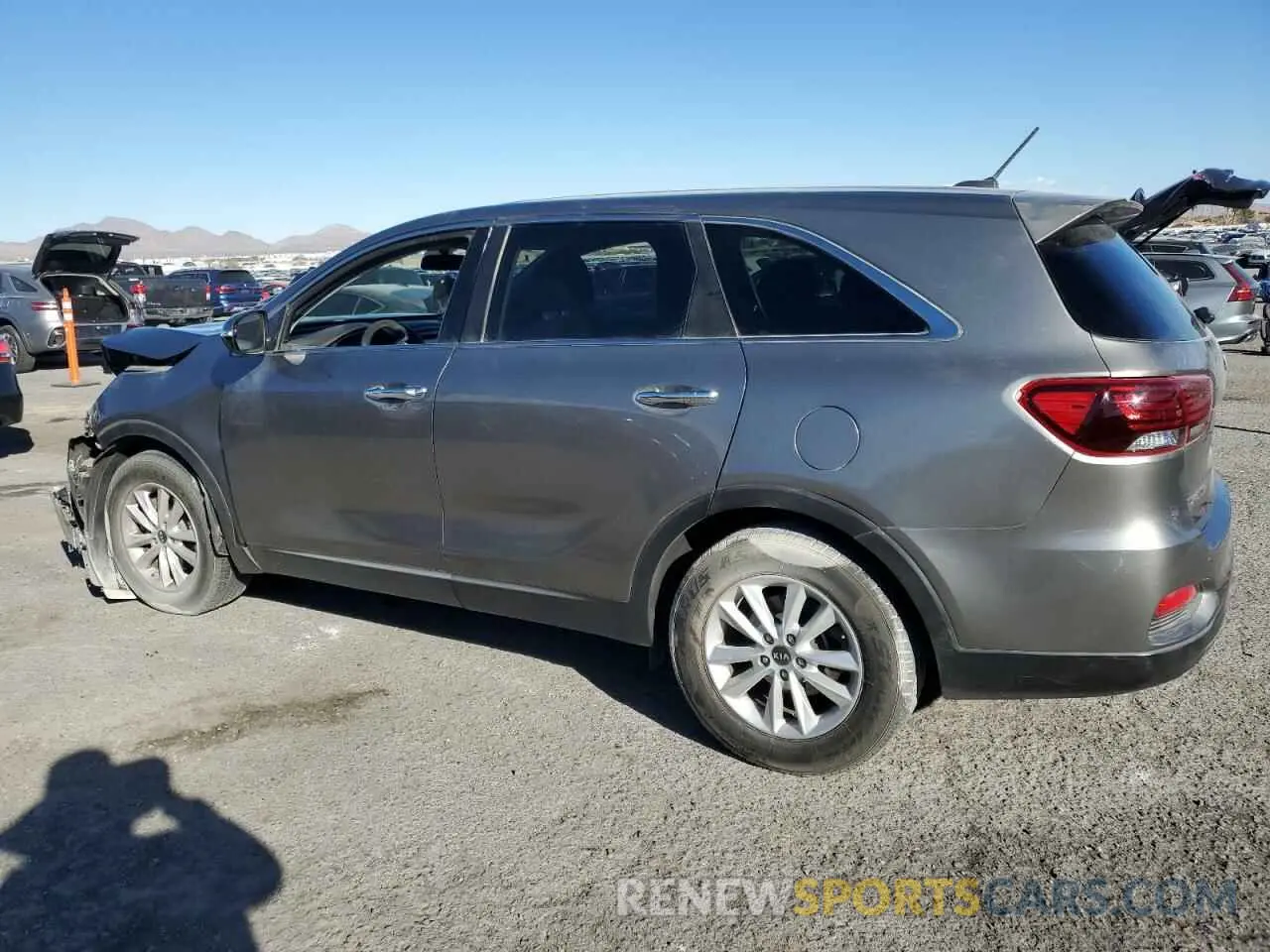2 Photograph of a damaged car 5XYPG4A32KG547276 KIA SORENTO 2019