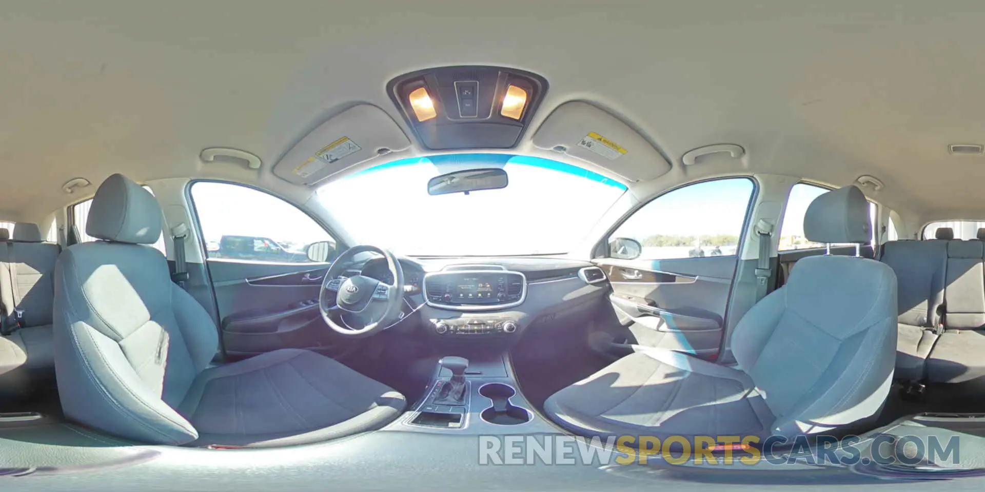 16 Photograph of a damaged car 5XYPG4A32KG563378 KIA SORENTO 2019