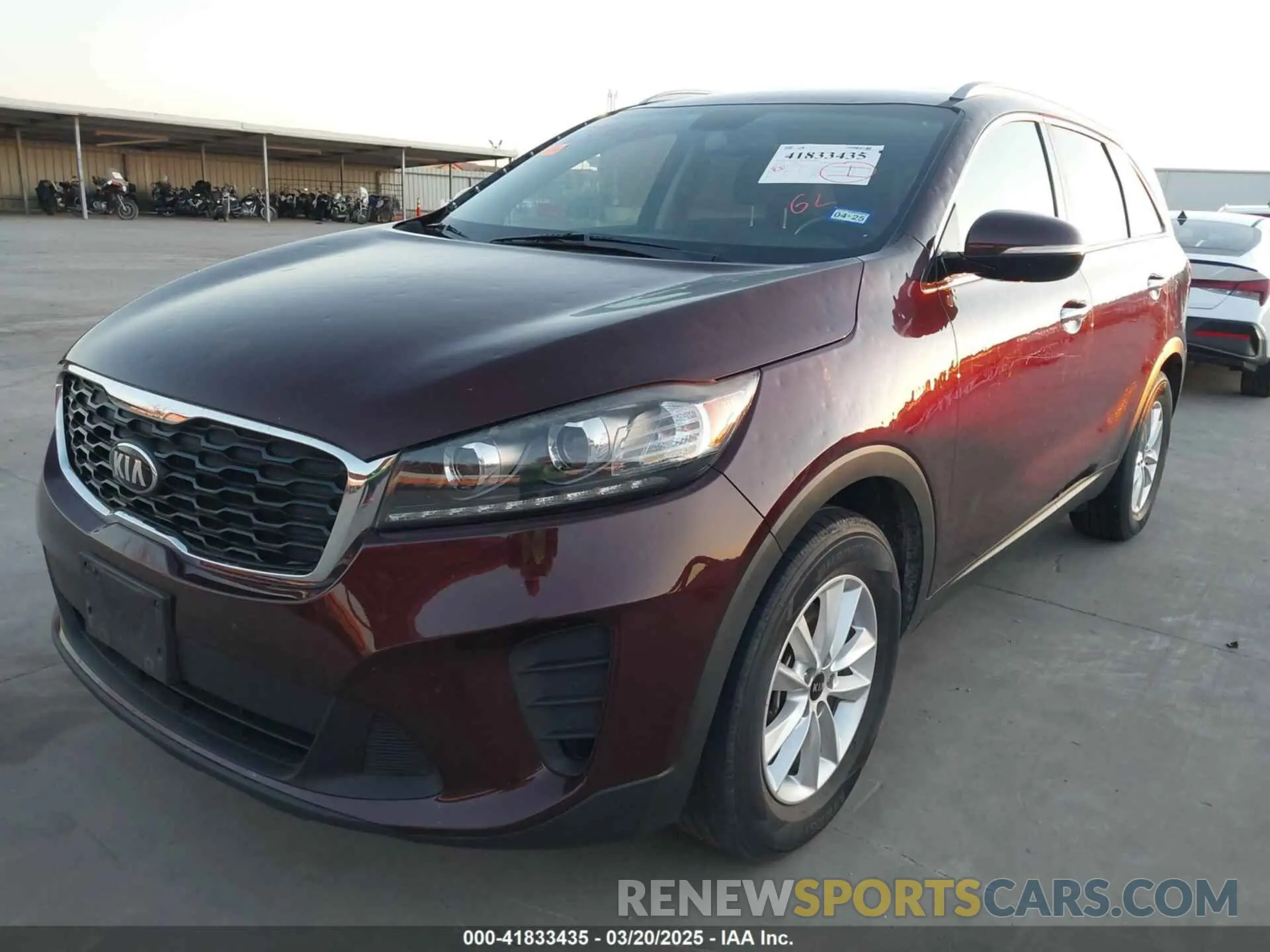 6 Photograph of a damaged car 5XYPG4A32KG568841 KIA SORENTO 2019