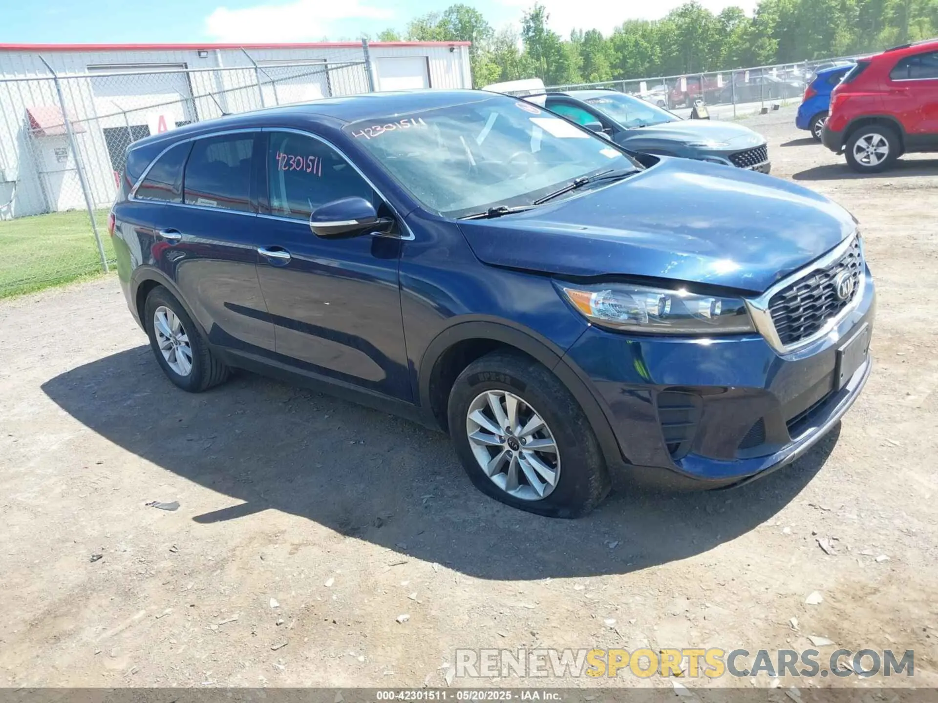 1 Photograph of a damaged car 5XYPG4A33KG463046 KIA SORENTO 2019