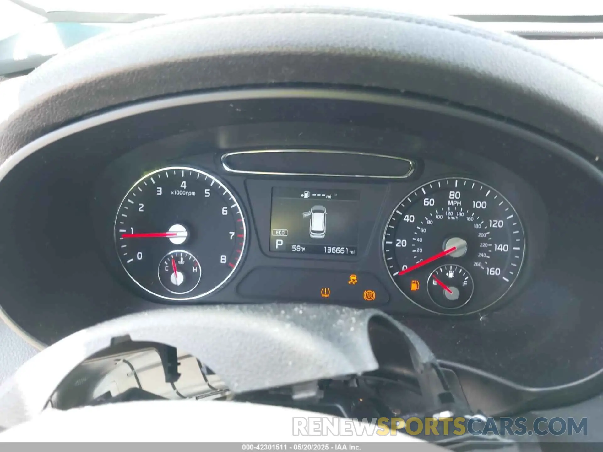 7 Photograph of a damaged car 5XYPG4A33KG463046 KIA SORENTO 2019
