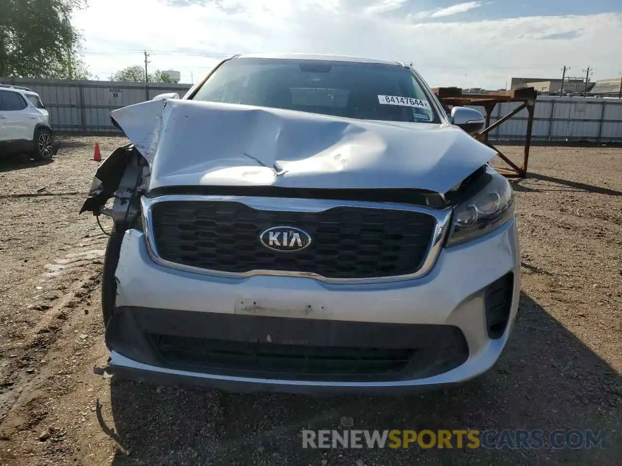 5 Photograph of a damaged car 5XYPG4A33KG508776 KIA SORENTO 2019