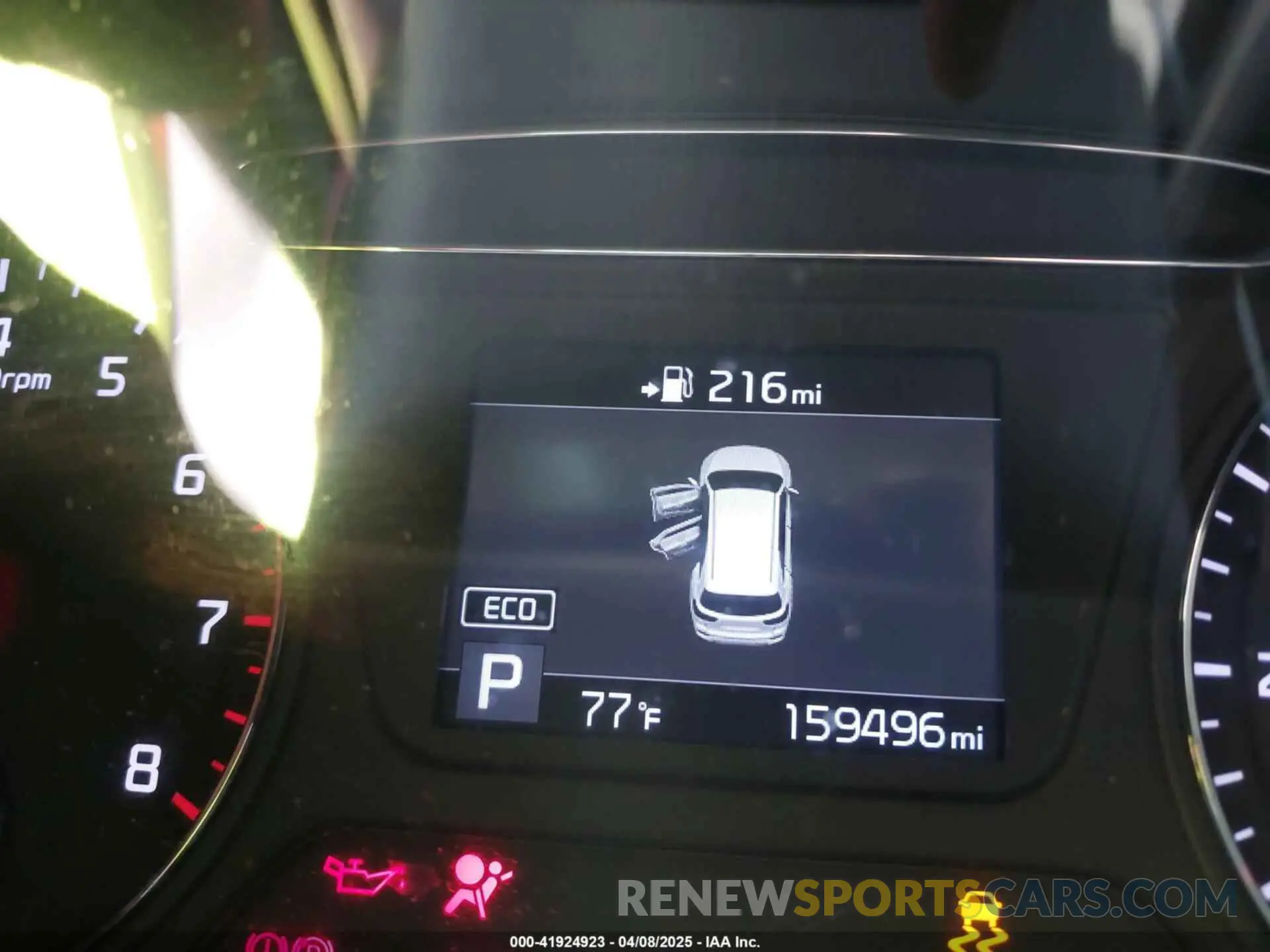 15 Photograph of a damaged car 5XYPG4A33KG512634 KIA SORENTO 2019