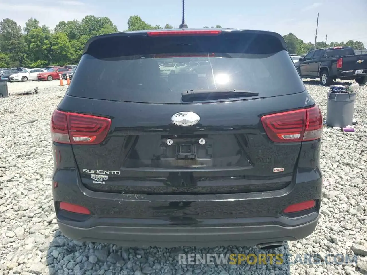 6 Photograph of a damaged car 5XYPG4A33KG515498 KIA SORENTO 2019