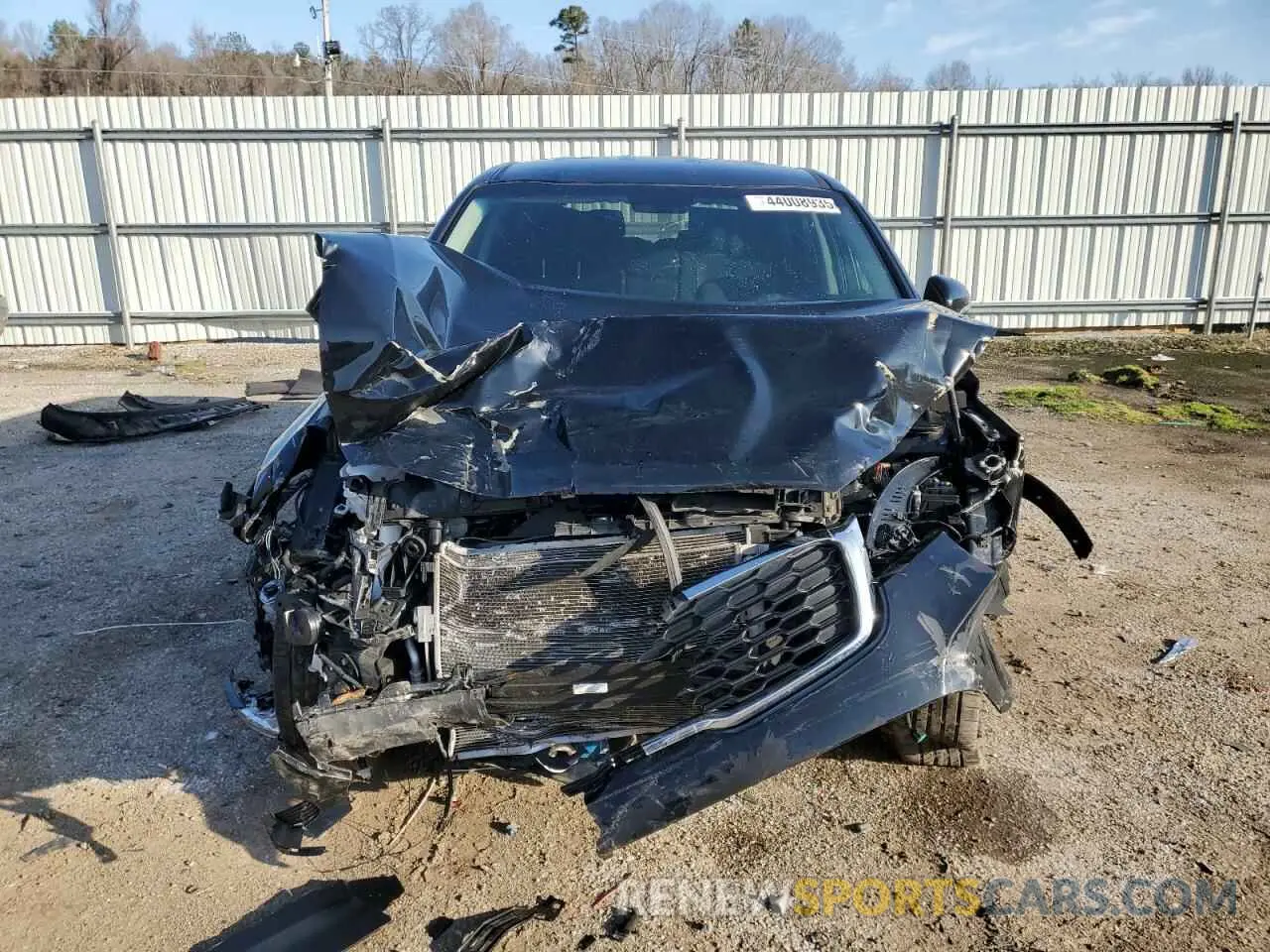 5 Photograph of a damaged car 5XYPG4A33KG580626 KIA SORENTO 2019