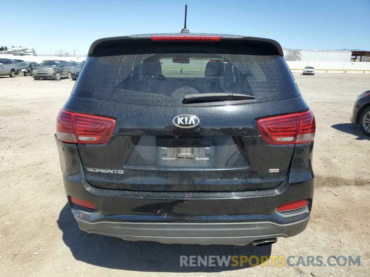 6 Photograph of a damaged car 5XYPG4A33KG582537 KIA SORENTO 2019