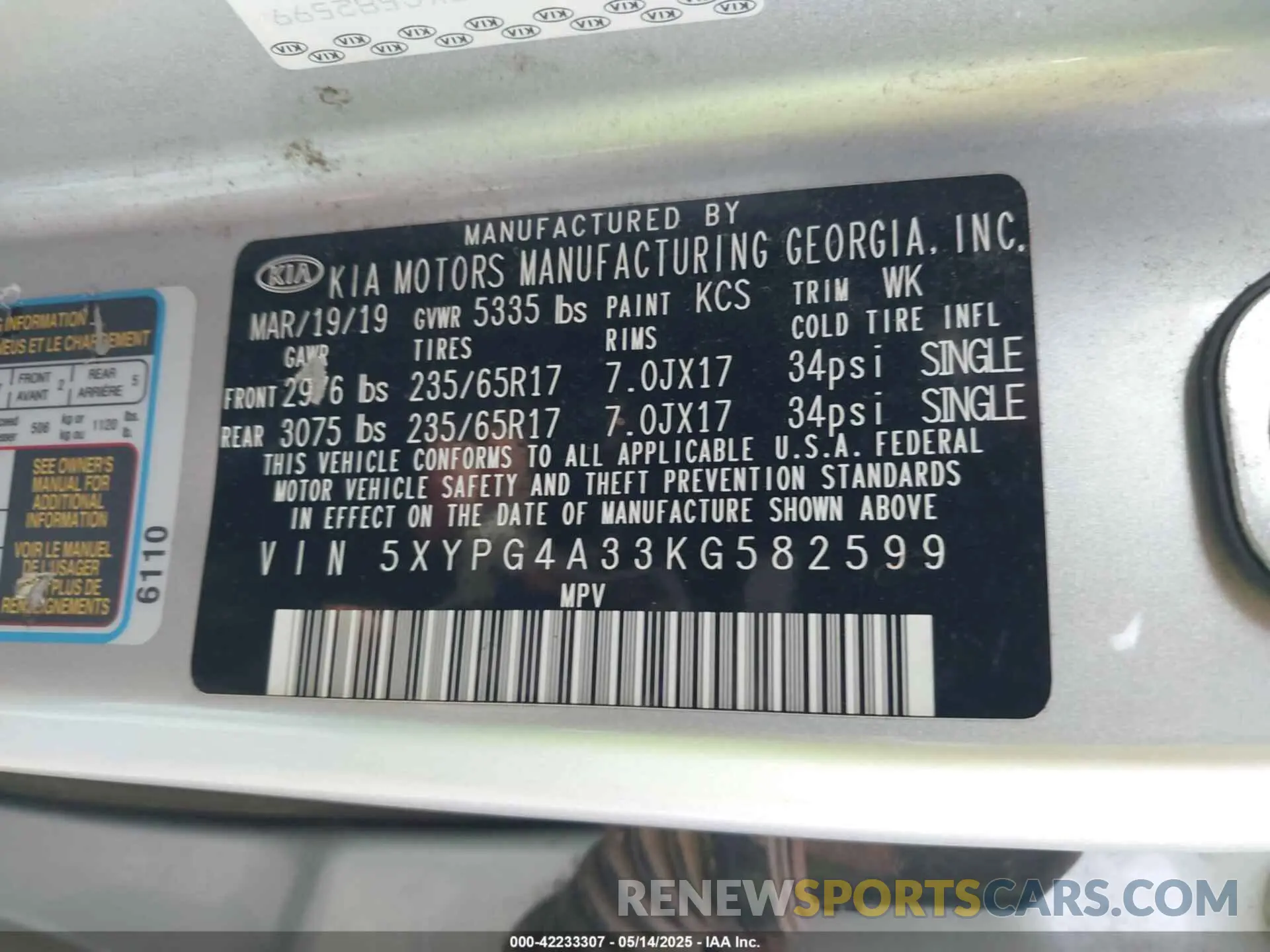 9 Photograph of a damaged car 5XYPG4A33KG582599 KIA SORENTO 2019