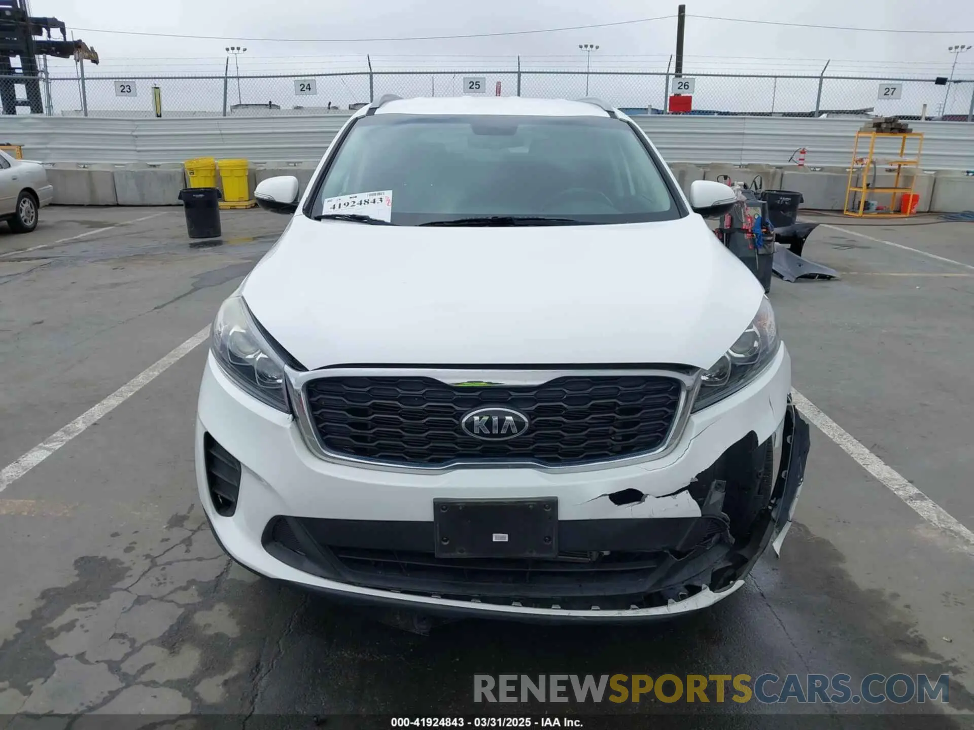 12 Photograph of a damaged car 5XYPG4A34KG465212 KIA SORENTO 2019