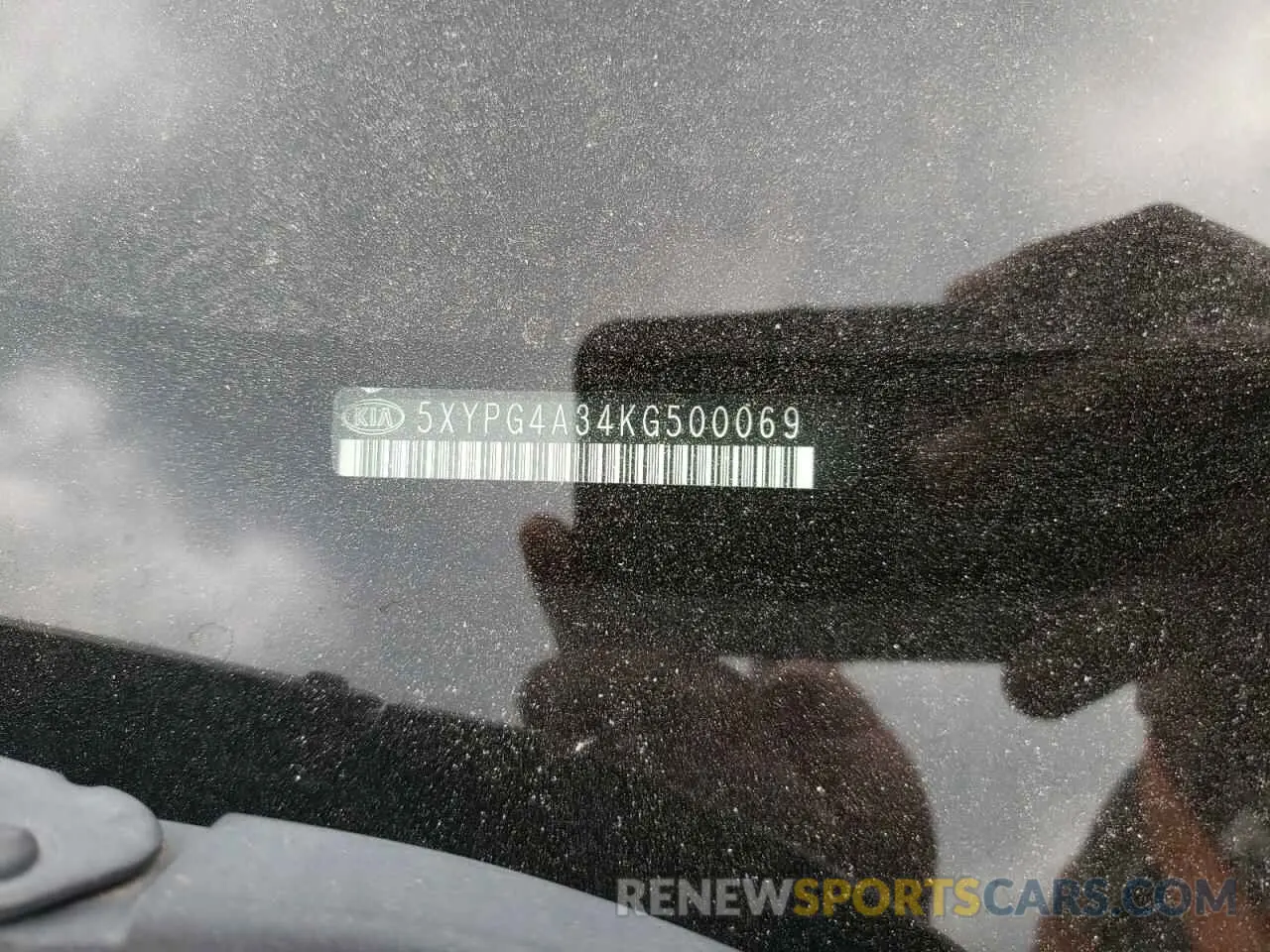 13 Photograph of a damaged car 5XYPG4A34KG500069 KIA SORENTO 2019
