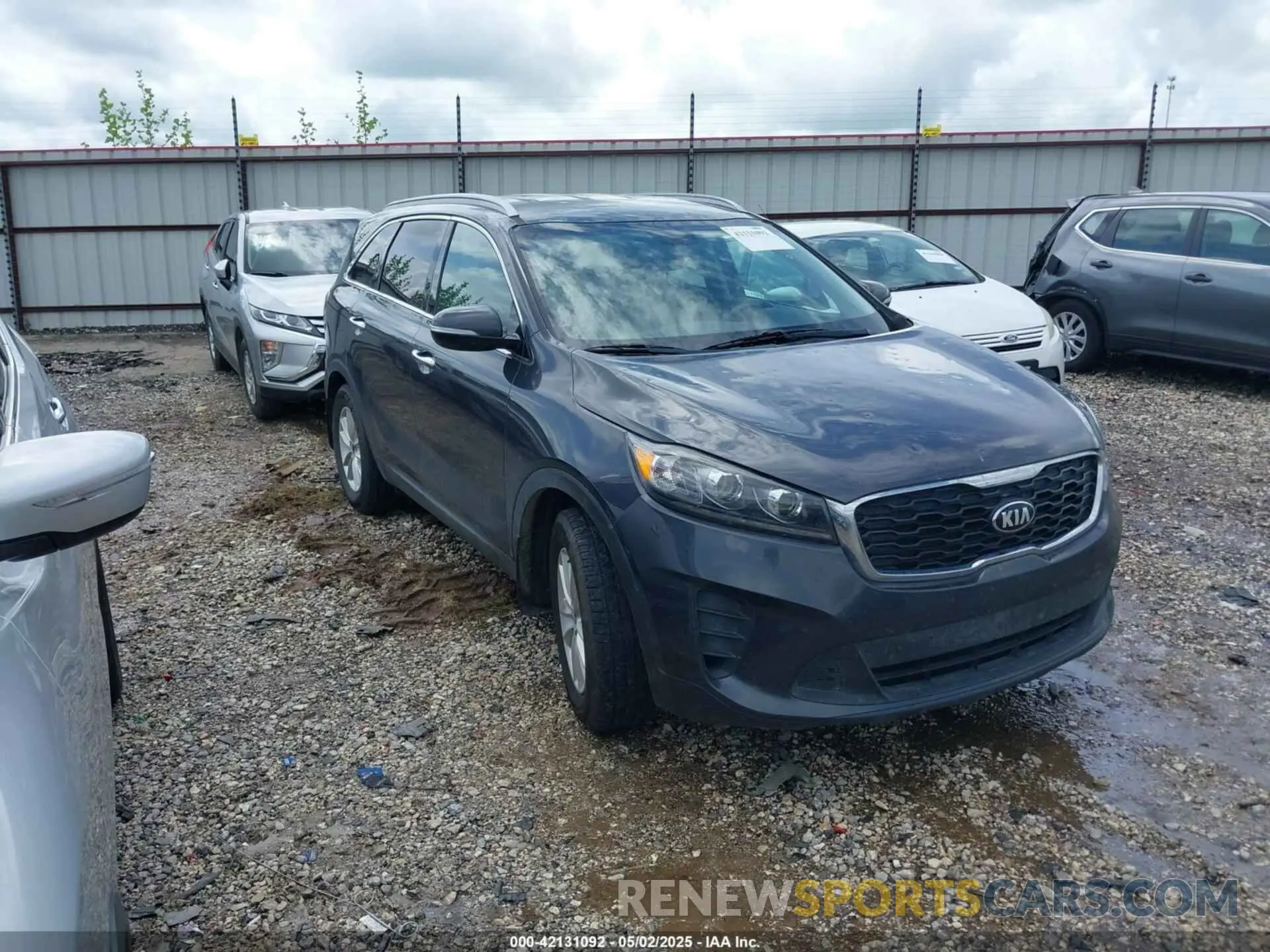 1 Photograph of a damaged car 5XYPG4A34KG538689 KIA SORENTO 2019