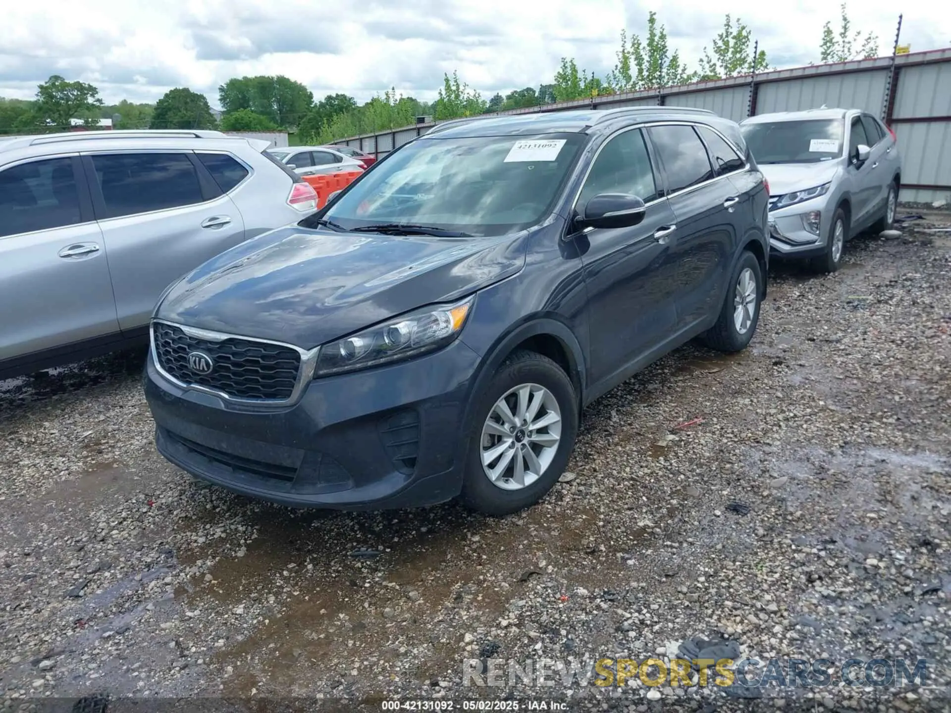 2 Photograph of a damaged car 5XYPG4A34KG538689 KIA SORENTO 2019