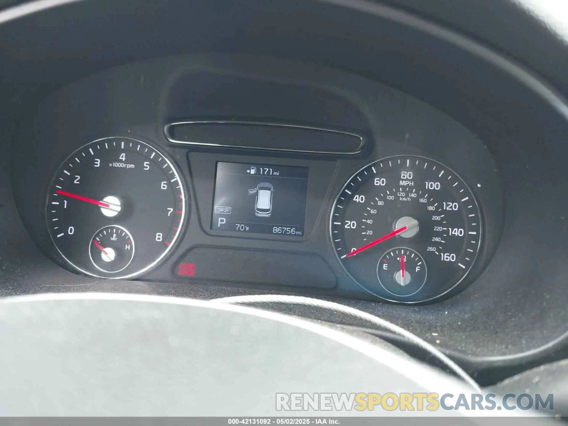 7 Photograph of a damaged car 5XYPG4A34KG538689 KIA SORENTO 2019