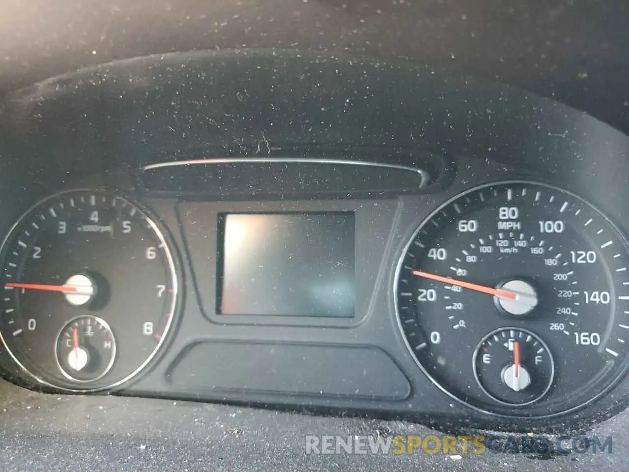 9 Photograph of a damaged car 5XYPG4A34KG571062 KIA SORENTO 2019