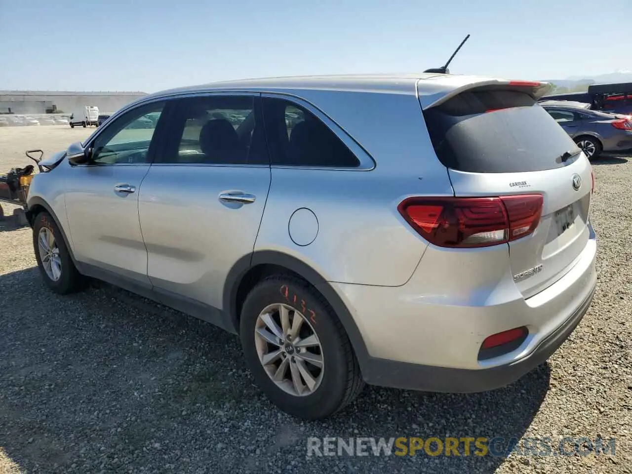 2 Photograph of a damaged car 5XYPG4A35KG454994 KIA SORENTO 2019
