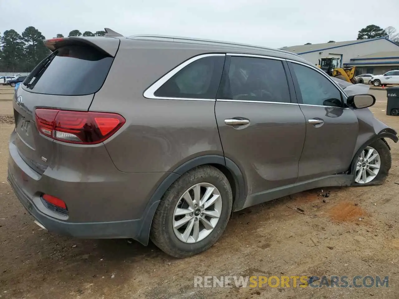 3 Photograph of a damaged car 5XYPG4A35KG479278 KIA SORENTO 2019