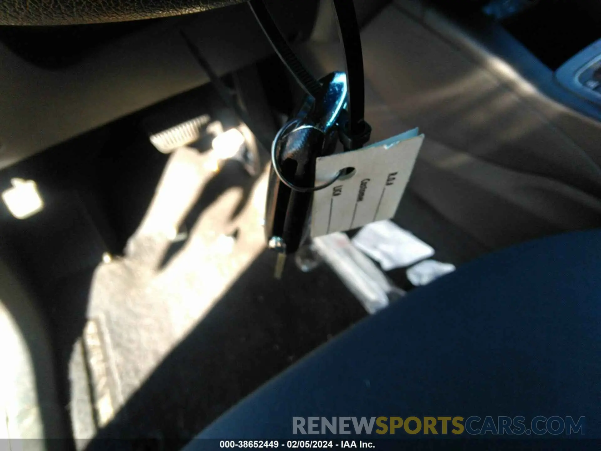 11 Photograph of a damaged car 5XYPG4A35KG506401 KIA SORENTO 2019