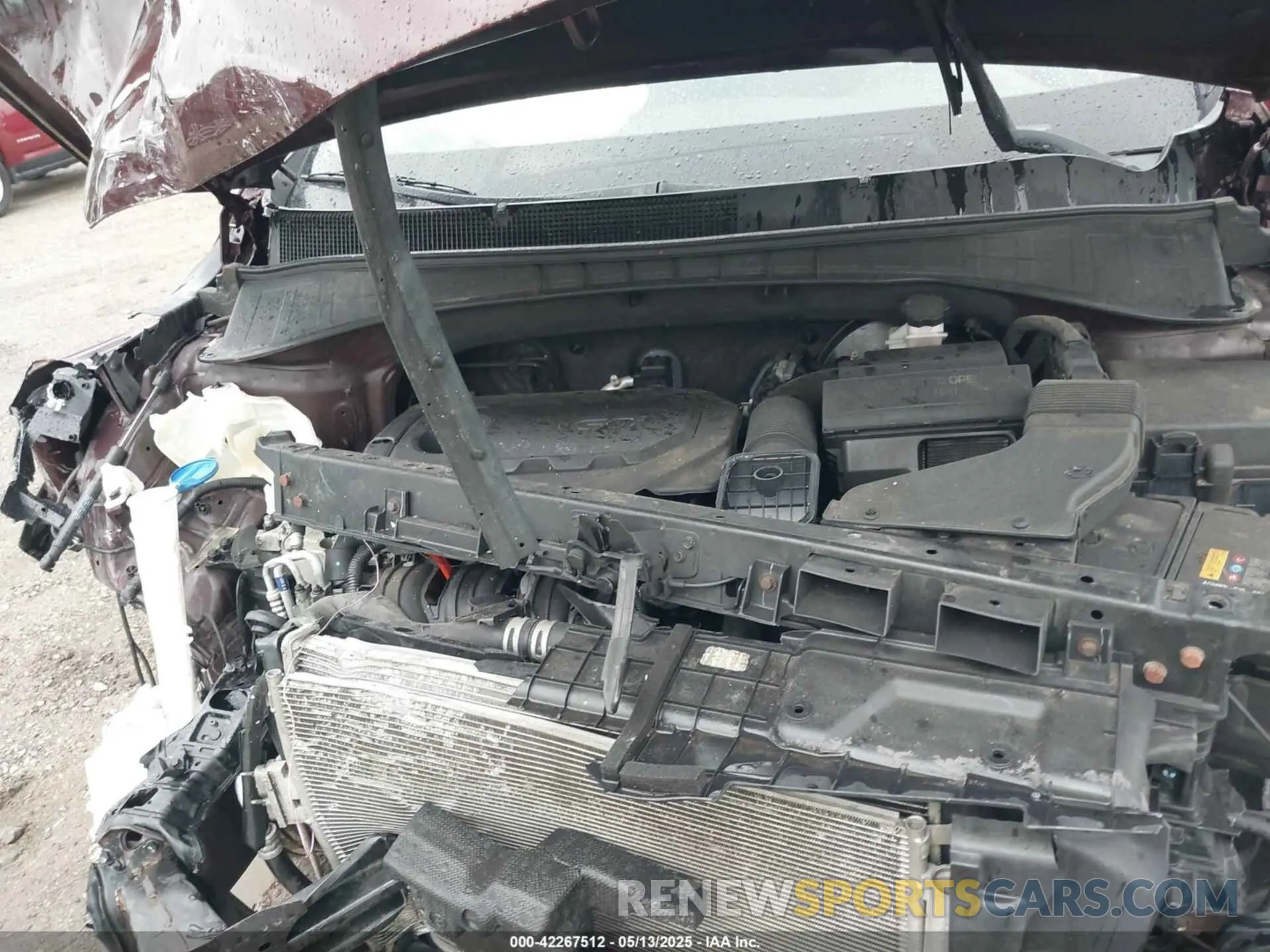 10 Photograph of a damaged car 5XYPG4A35KG576058 KIA SORENTO 2019