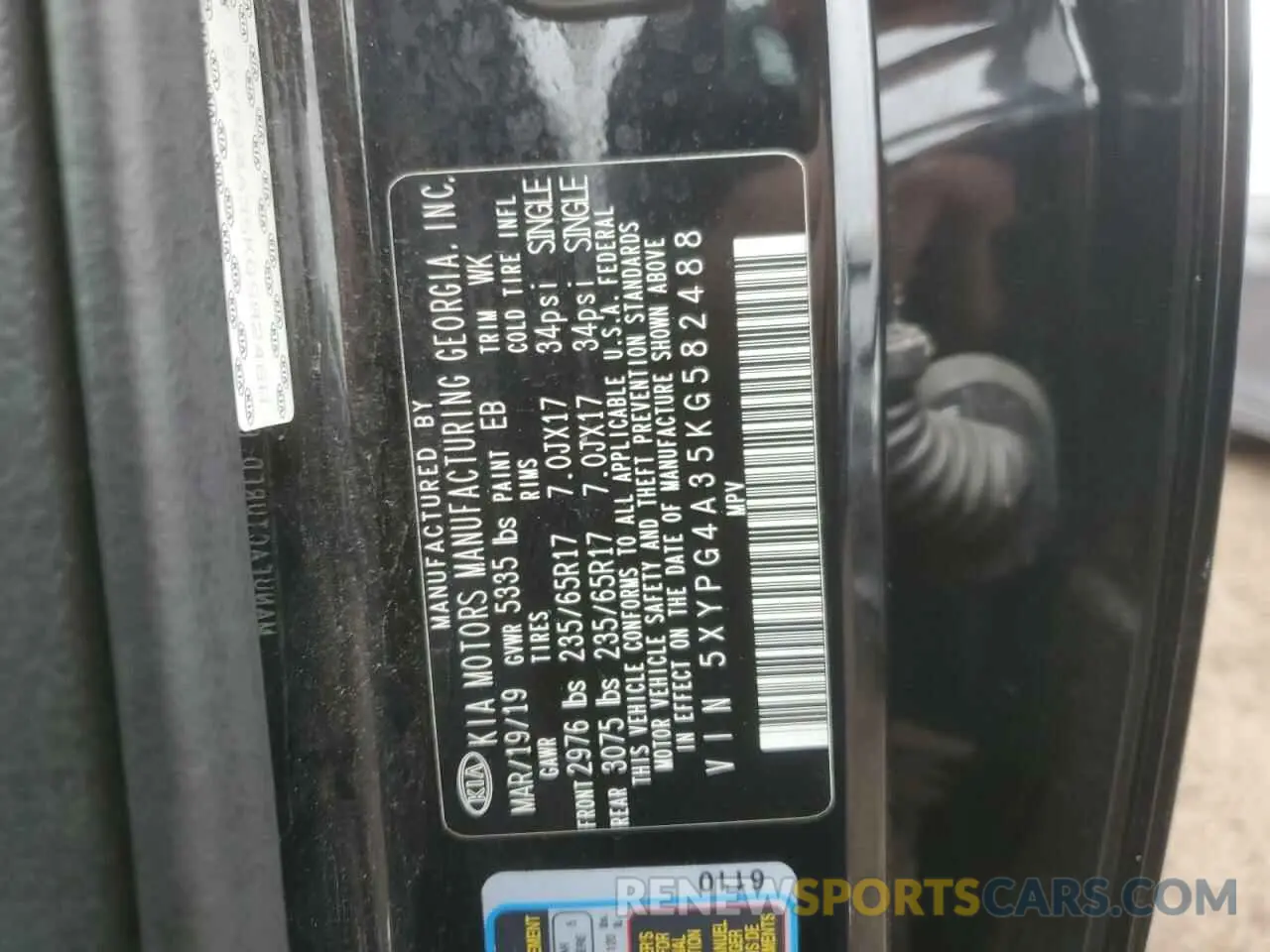12 Photograph of a damaged car 5XYPG4A35KG582488 KIA SORENTO 2019