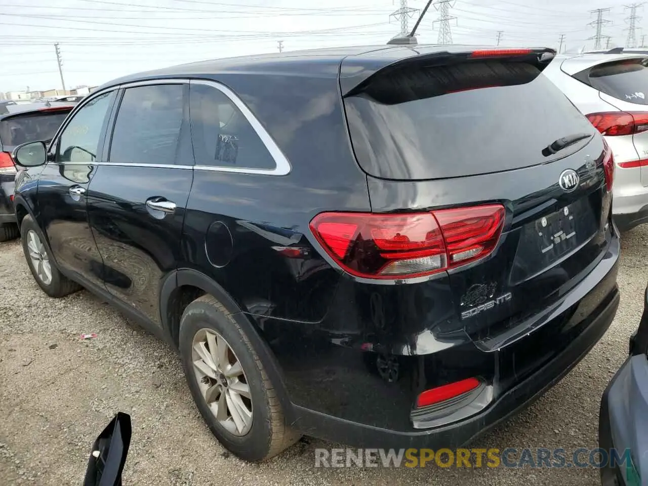 2 Photograph of a damaged car 5XYPG4A35KG582488 KIA SORENTO 2019