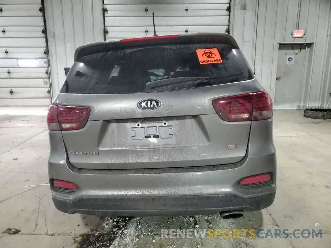 6 Photograph of a damaged car 5XYPG4A36KG438349 KIA SORENTO 2019