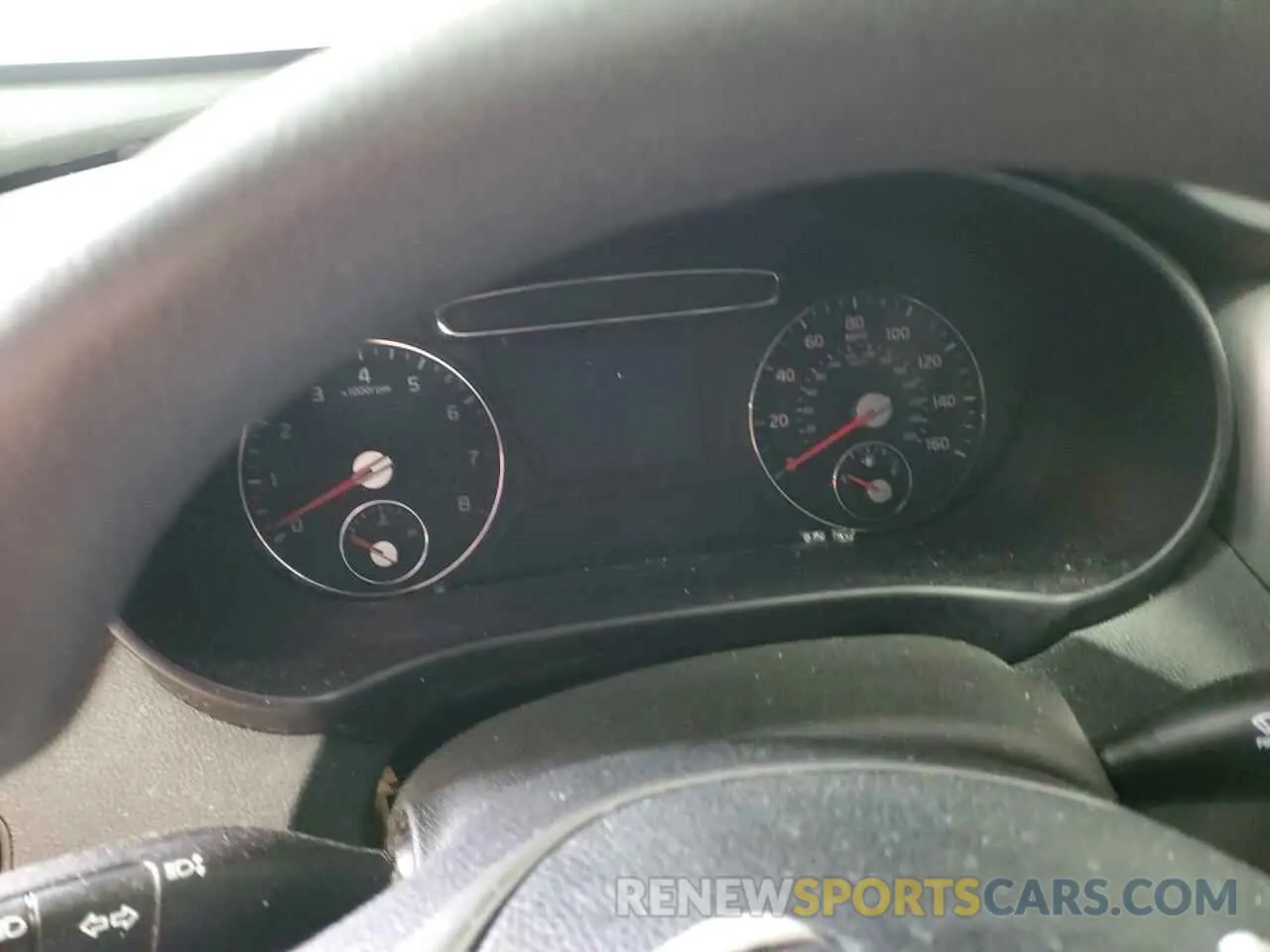 9 Photograph of a damaged car 5XYPG4A36KG438349 KIA SORENTO 2019
