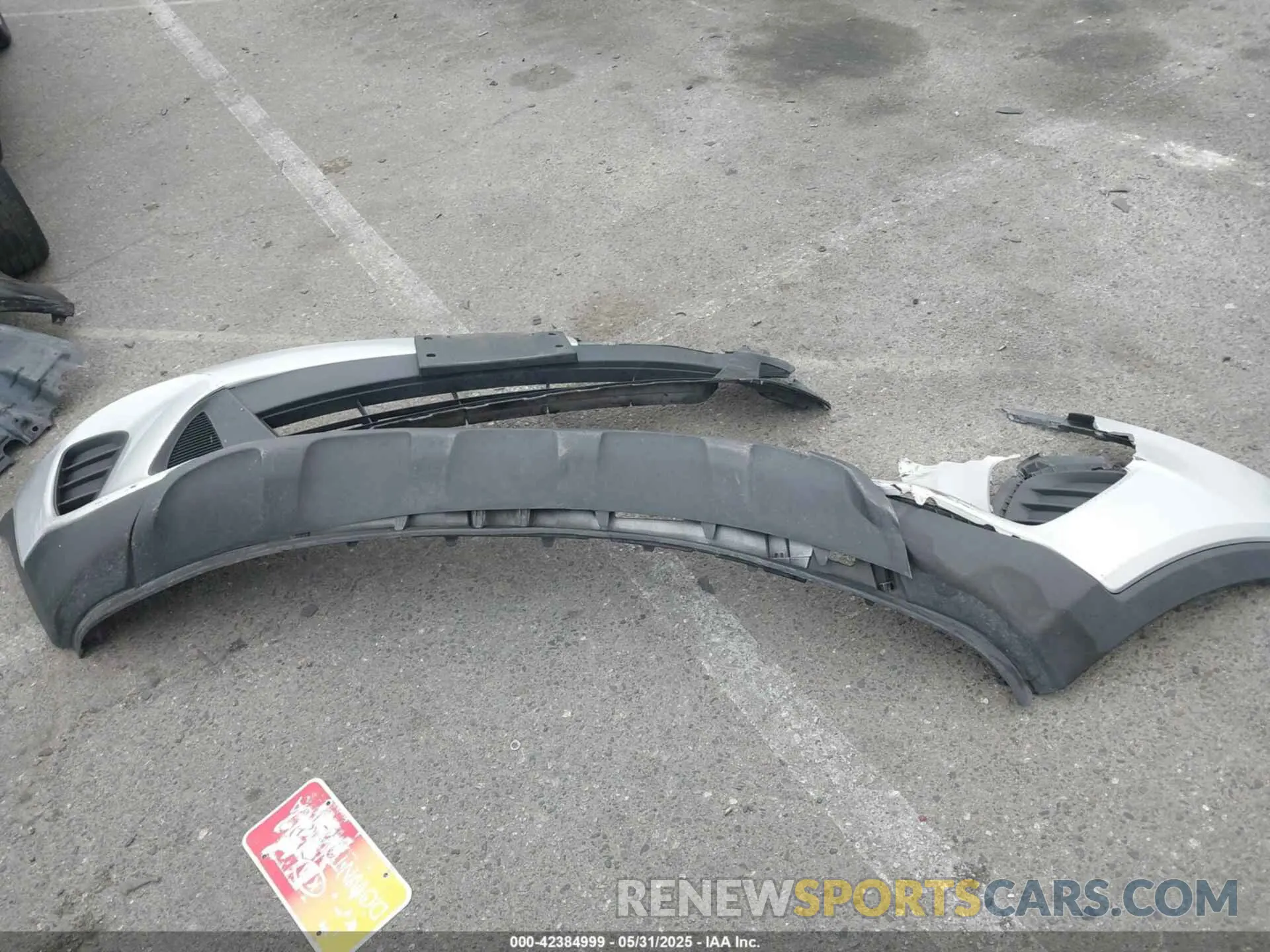 12 Photograph of a damaged car 5XYPG4A36KG438741 KIA SORENTO 2019