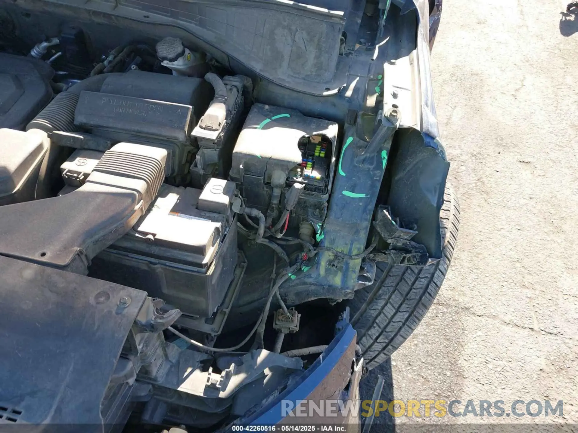 18 Photograph of a damaged car 5XYPG4A36KG529394 KIA SORENTO 2019