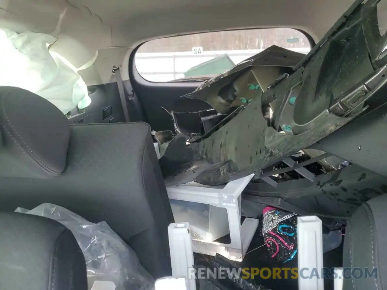 10 Photograph of a damaged car 5XYPG4A36KG544820 KIA SORENTO 2019