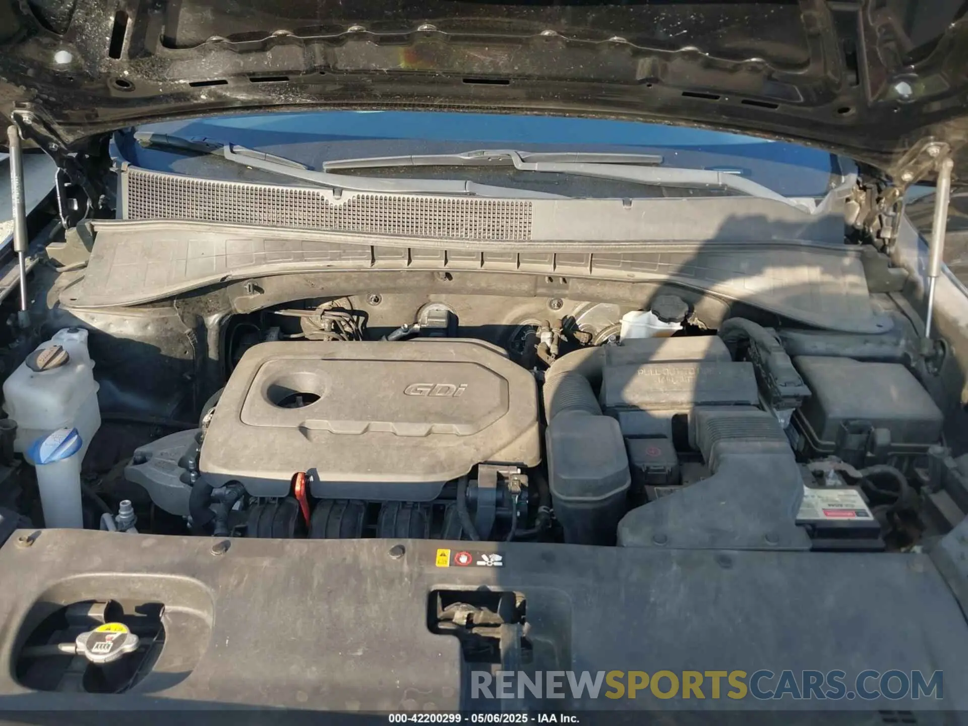 10 Photograph of a damaged car 5XYPG4A36KG550066 KIA SORENTO 2019