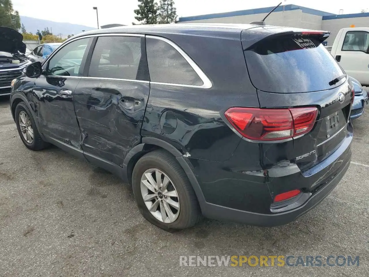 2 Photograph of a damaged car 5XYPG4A36KG568194 KIA SORENTO 2019