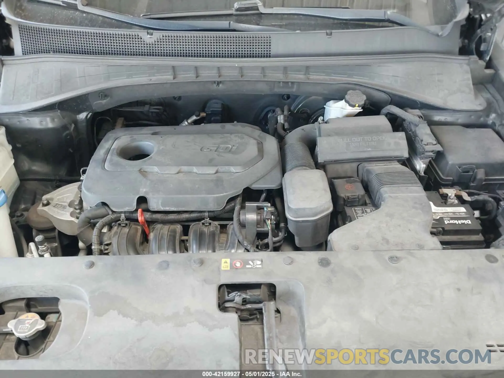 10 Photograph of a damaged car 5XYPG4A36KG571869 KIA SORENTO 2019