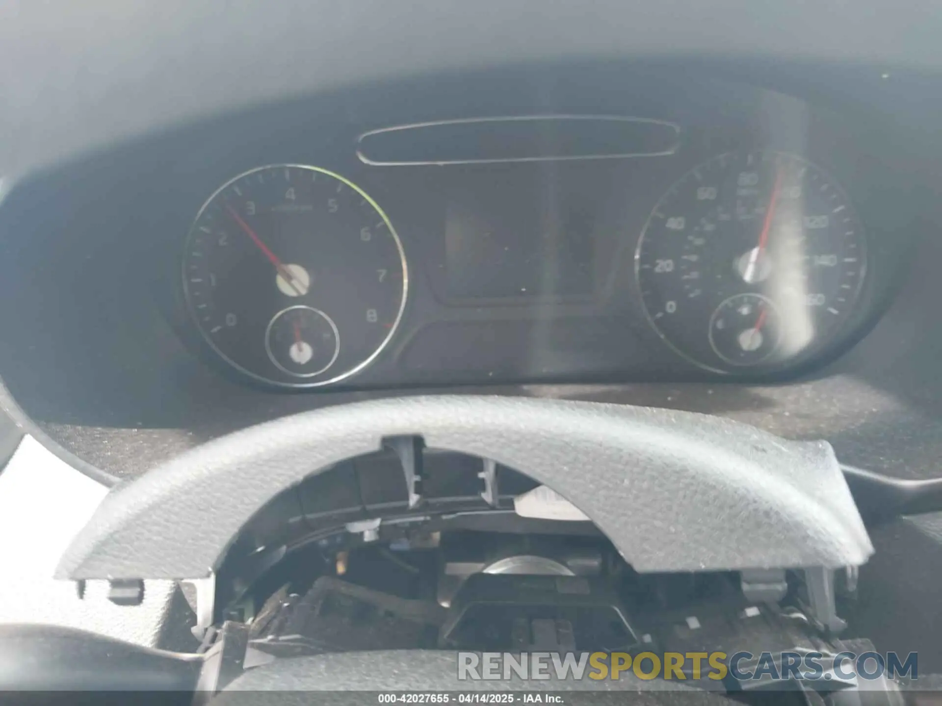 7 Photograph of a damaged car 5XYPG4A36KG574769 KIA SORENTO 2019
