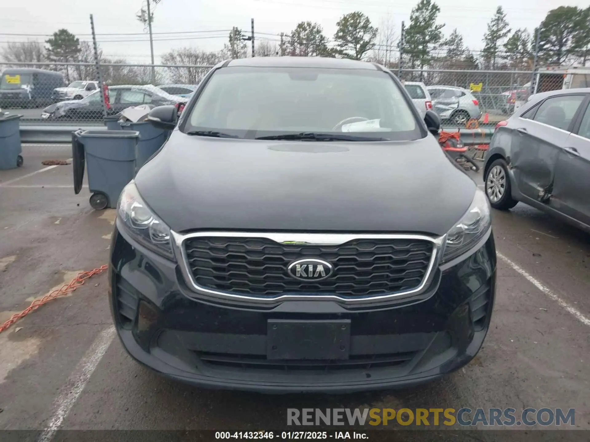 12 Photograph of a damaged car 5XYPG4A36KG575579 KIA SORENTO 2019