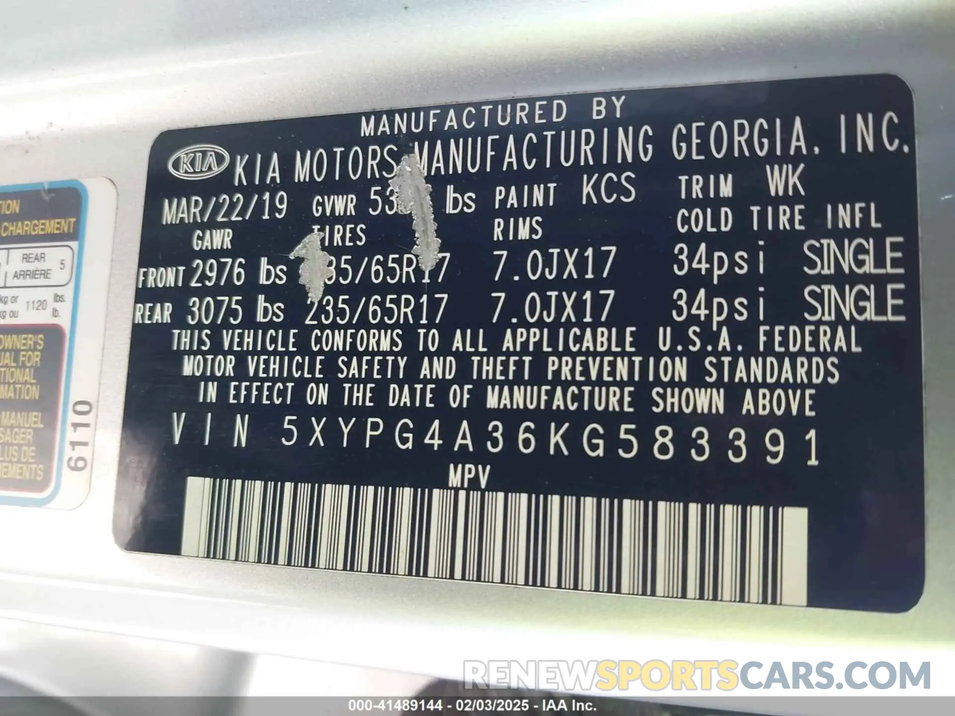 9 Photograph of a damaged car 5XYPG4A36KG583391 KIA SORENTO 2019