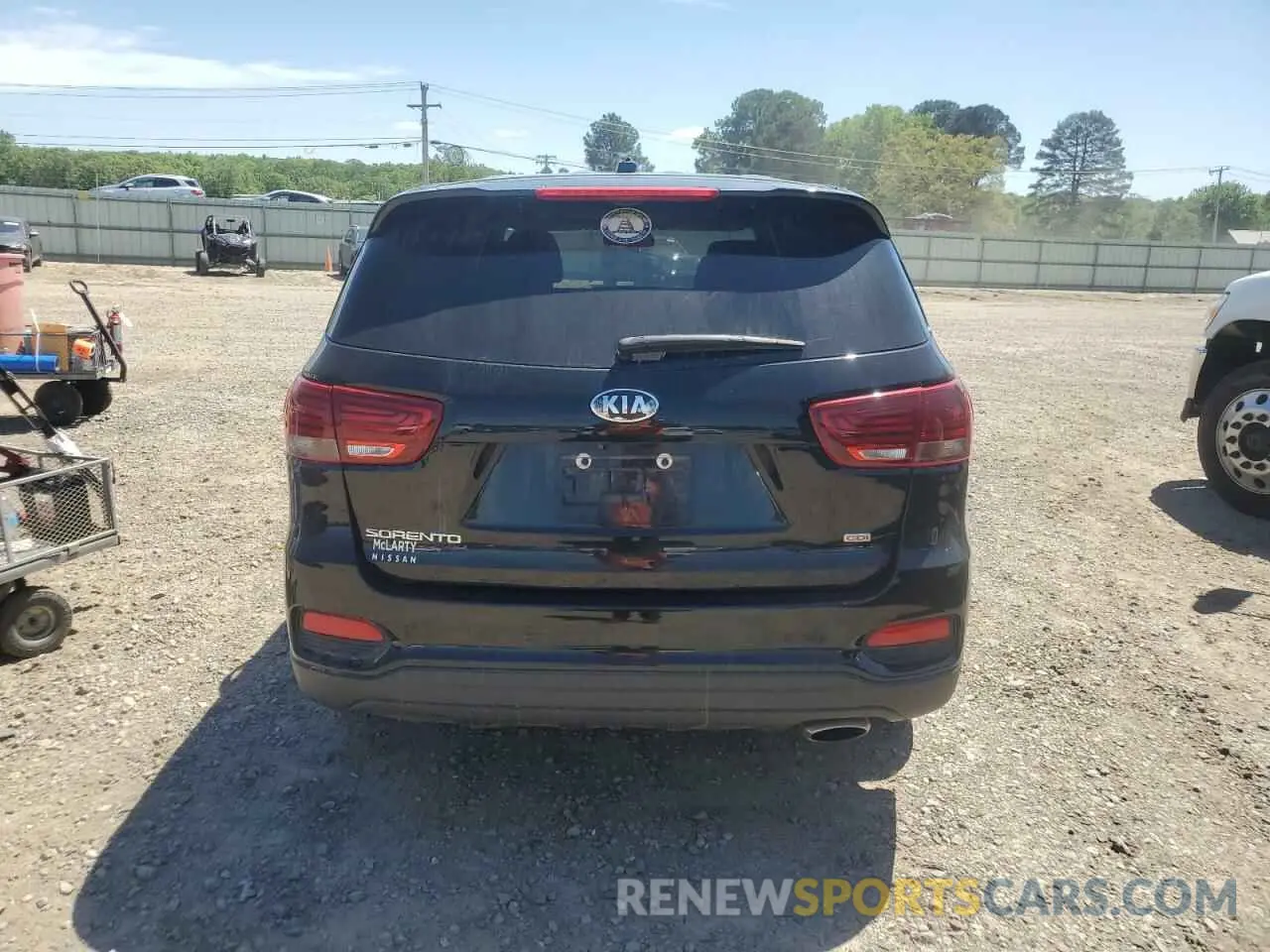 6 Photograph of a damaged car 5XYPG4A36KG588770 KIA SORENTO 2019