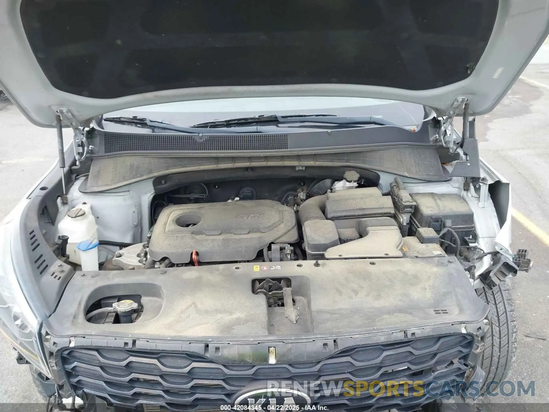 10 Photograph of a damaged car 5XYPG4A36KG593306 KIA SORENTO 2019