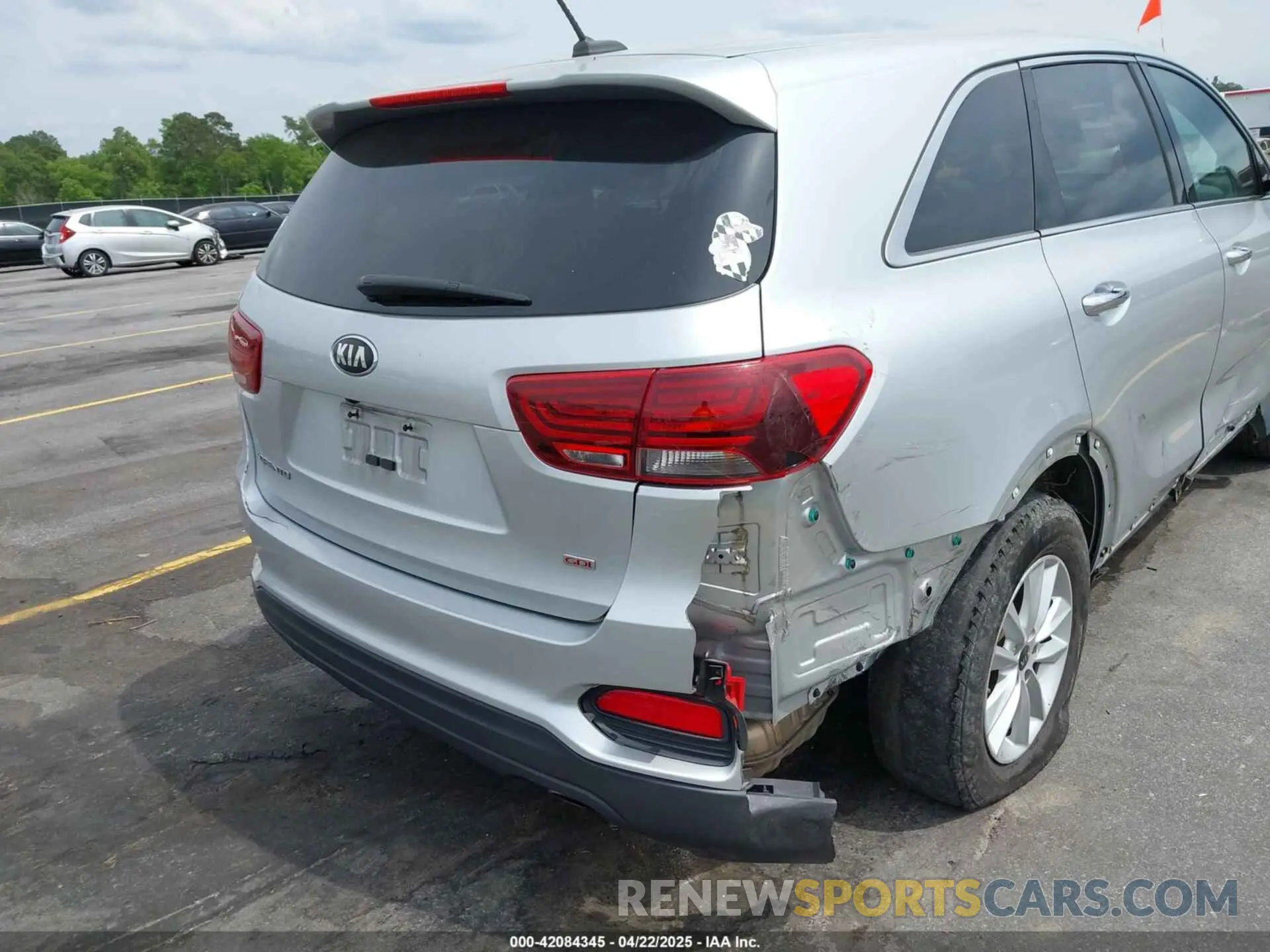 20 Photograph of a damaged car 5XYPG4A36KG593306 KIA SORENTO 2019