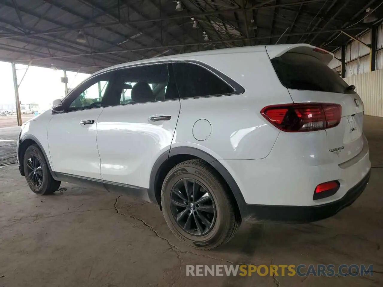 2 Photograph of a damaged car 5XYPG4A36KG611786 KIA SORENTO 2019