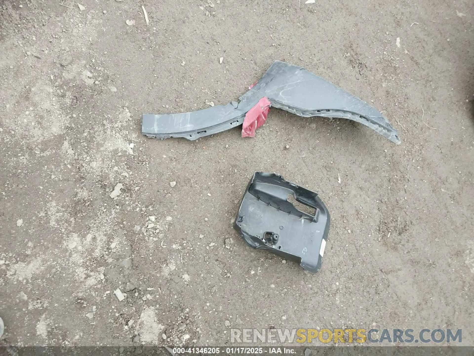 11 Photograph of a damaged car 5XYPG4A37KG465964 KIA SORENTO 2019