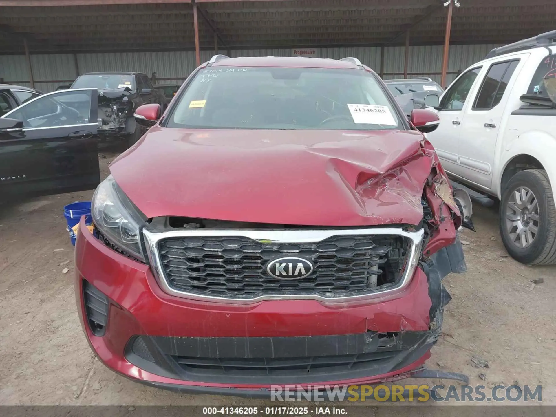 12 Photograph of a damaged car 5XYPG4A37KG465964 KIA SORENTO 2019