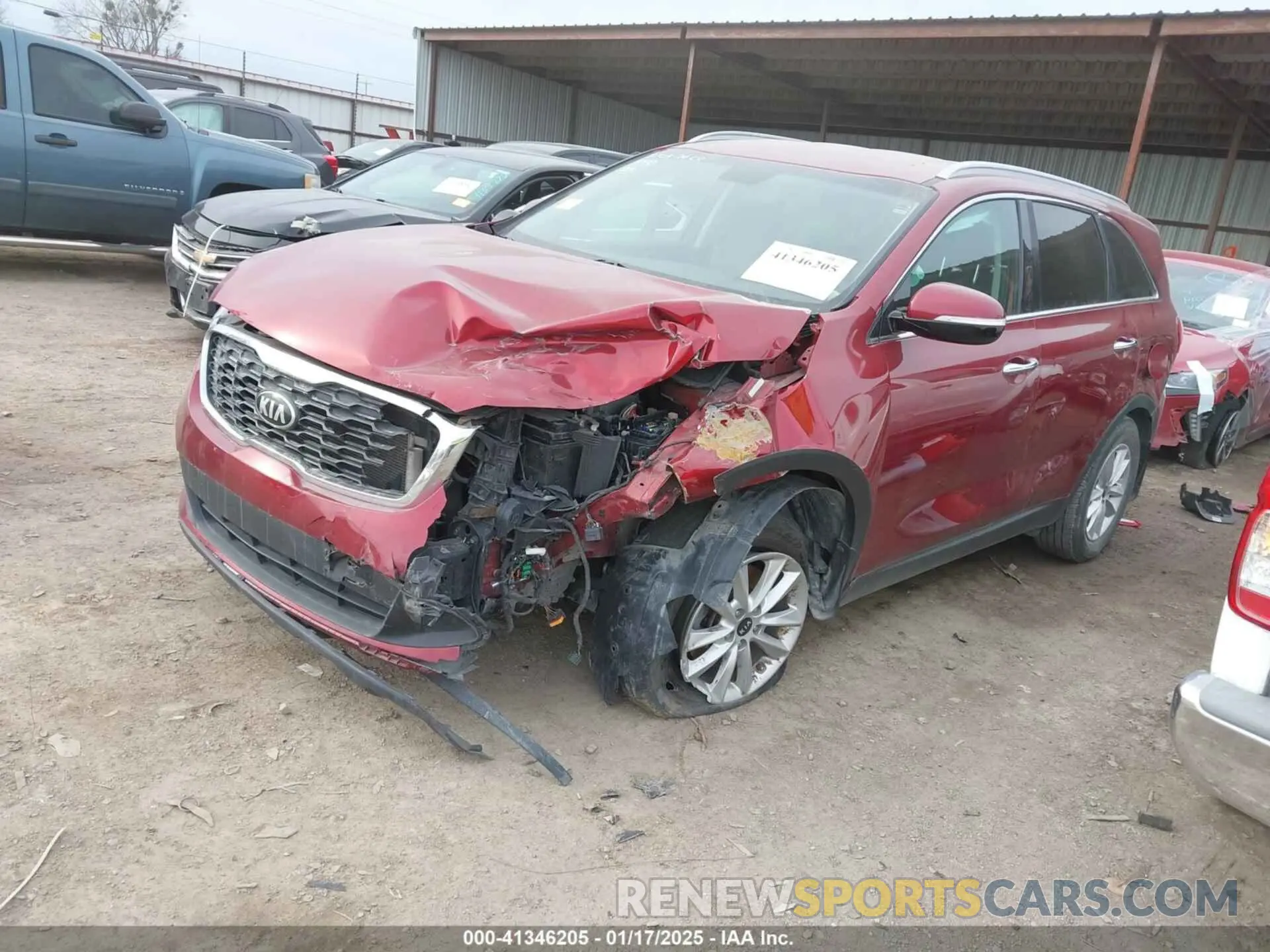 2 Photograph of a damaged car 5XYPG4A37KG465964 KIA SORENTO 2019