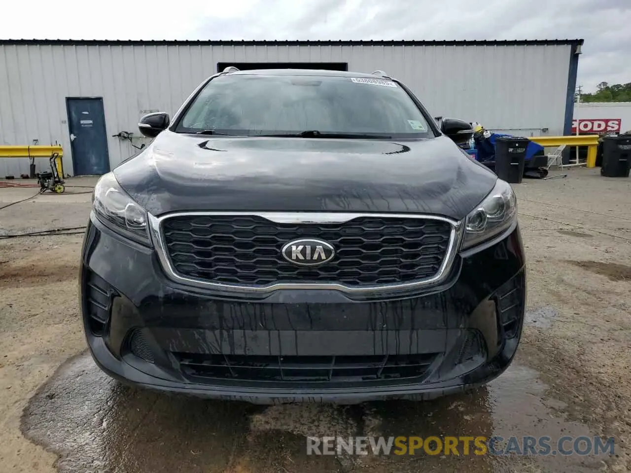 5 Photograph of a damaged car 5XYPG4A37KG480352 KIA SORENTO 2019