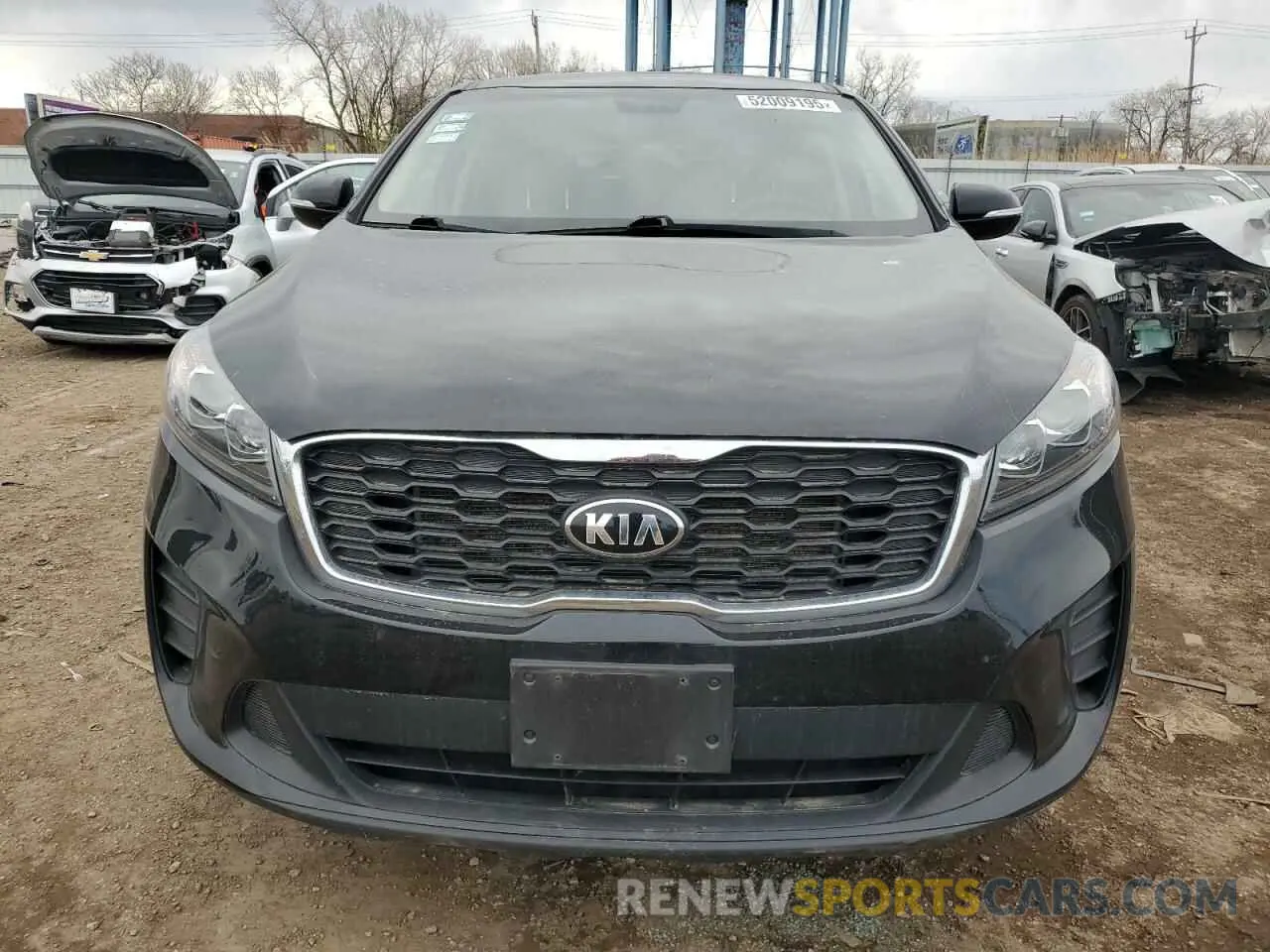 5 Photograph of a damaged car 5XYPG4A37KG500034 KIA SORENTO 2019