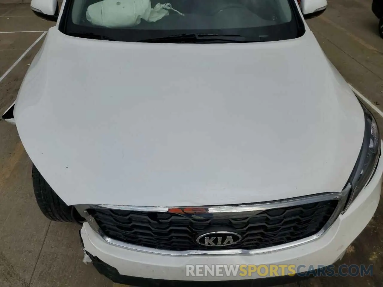 12 Photograph of a damaged car 5XYPG4A37KG512572 KIA SORENTO 2019