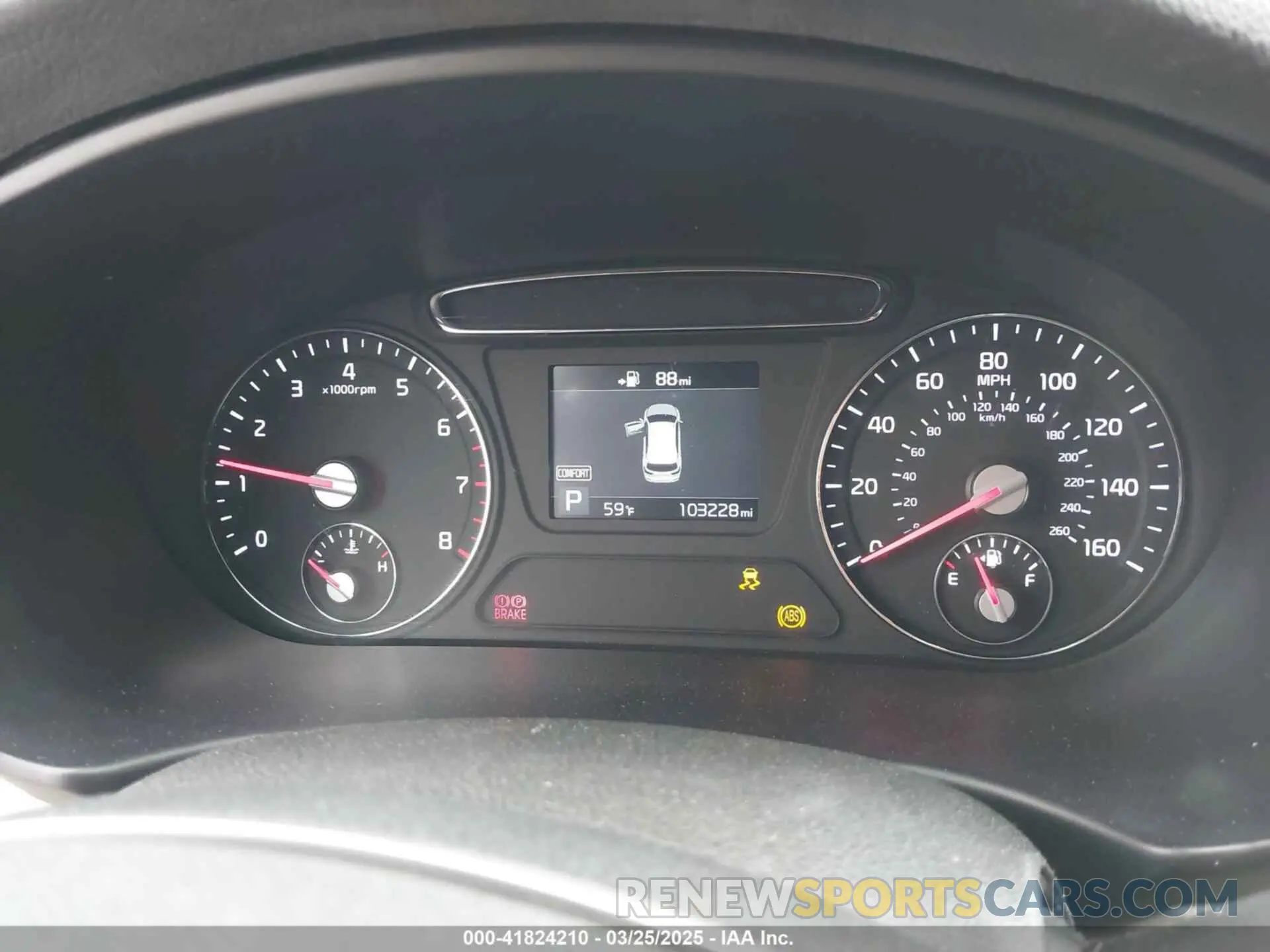 7 Photograph of a damaged car 5XYPG4A37KG524608 KIA SORENTO 2019