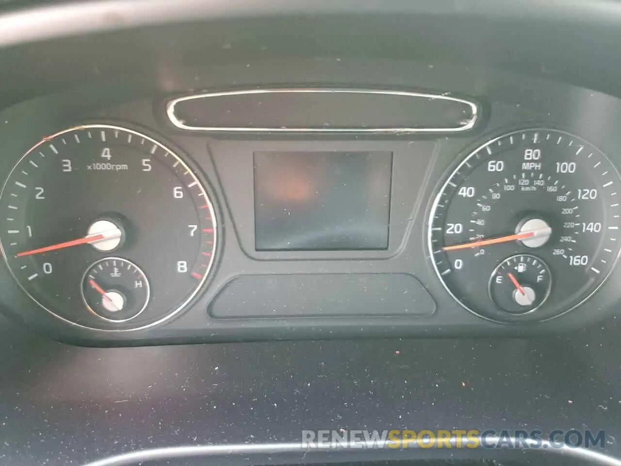 9 Photograph of a damaged car 5XYPG4A37KG531610 KIA SORENTO 2019